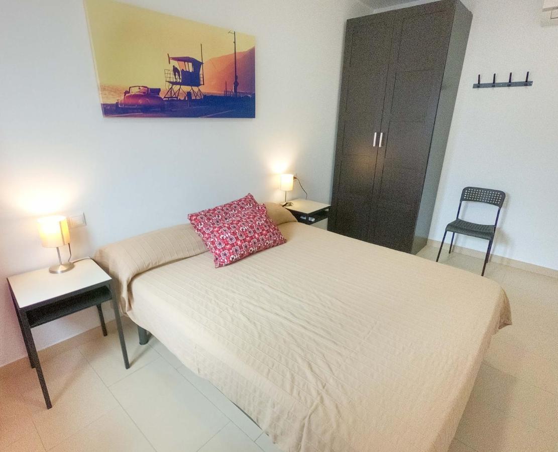 Noria Is A Comfortable Apartment With Patio And Large Terrace In Conil Conil De La Frontera Bagian luar foto